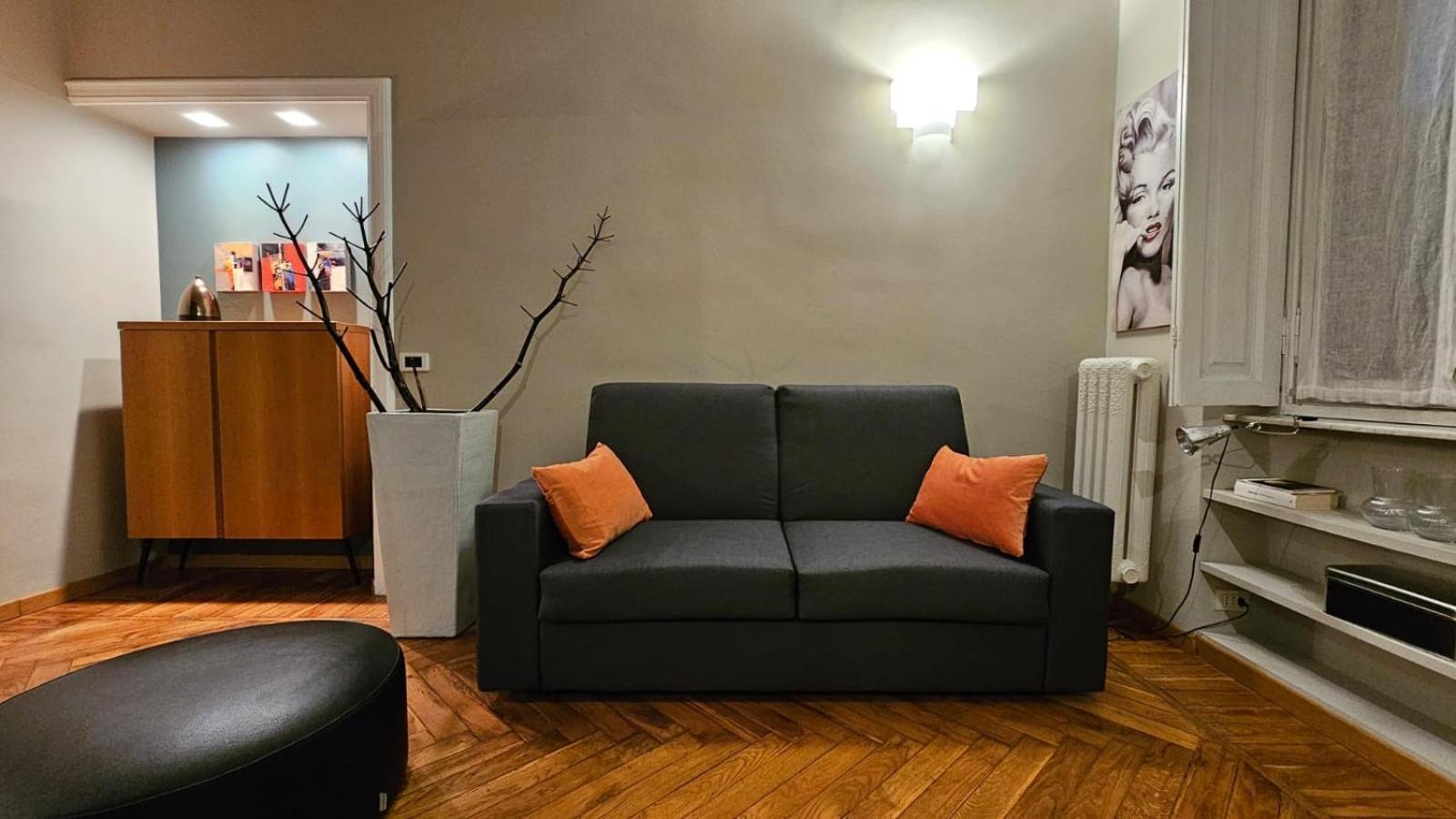 Anna Apartment